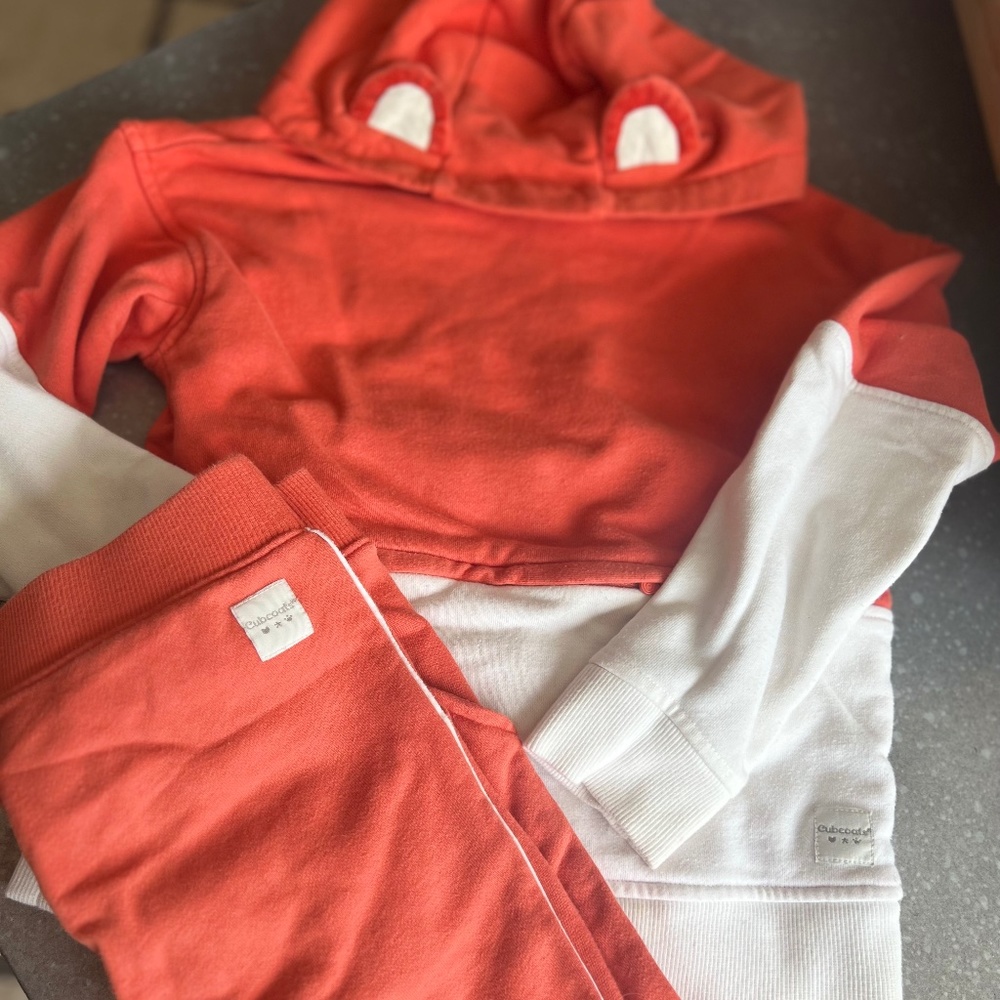 Cubcoats orange fox sweatsuit set size 6-7 unisex